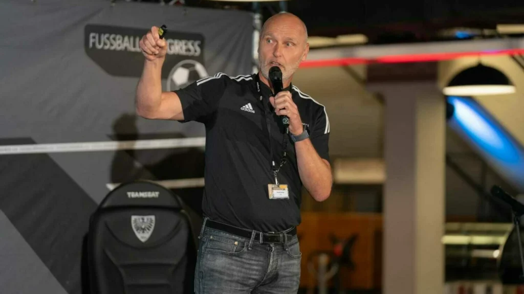 Feeton en Kinon brengen trainingsmethodiek naar voetbalveld en gymzaal